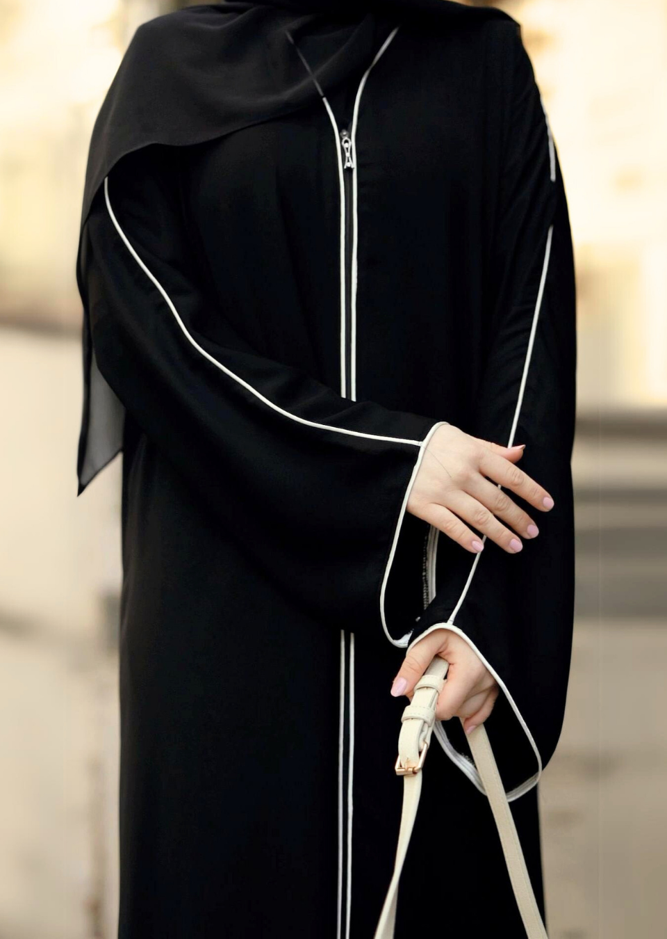 Biyeli Abaya