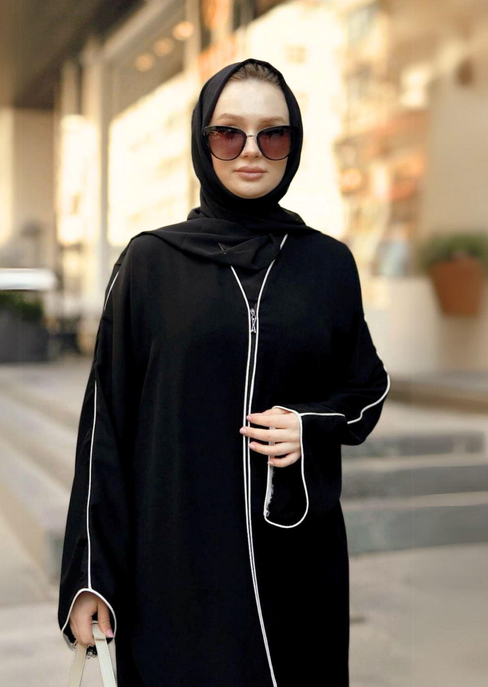 Biyeli Abaya